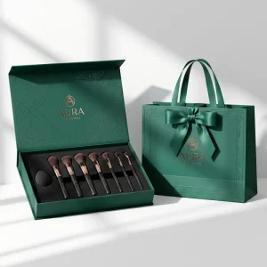 Custom Embossed Logo Hard Emerald Cosmetic Makeup Brushes Set Packaging Box Magnetic Face Eye Brushes Beauty Sponges Gift Box