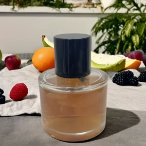 Custom Luxury Cylinder Glass Perfume Bottle 30ml 50ml 100ml Empty Wooden Cap MOQ 100pcs OEM ODM Available Custom Logo Screen