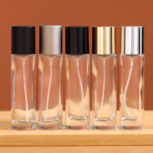 Empty Mini Recyclable Refillable Clear 15ml Tall Glass Perfume Essential Oil Bottle with Spray Cap