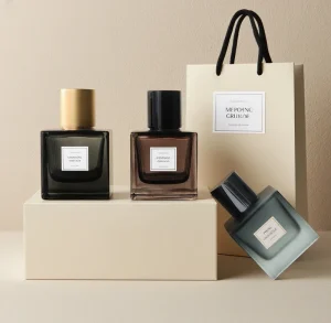 Luxury Square Colorful Glass Perfume Bottles with Lid 30ml 50ml Capacities Clear Pump Spray Head with Packaging Box & Bag