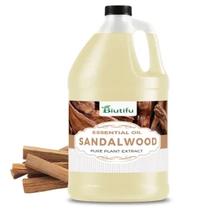 Pure Sandalwood Essential Oil From Natural Plant Extract Fresh Fragrance for Daily Skin Maintenance Factory Bulk Supply